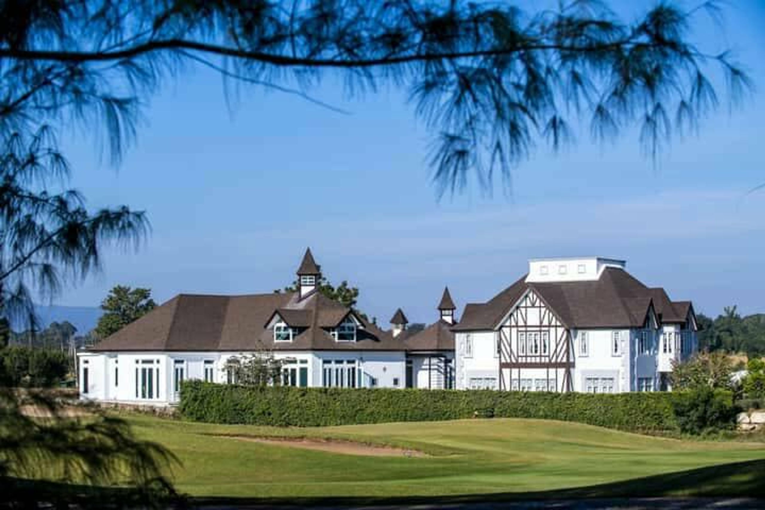 Grand Marnez