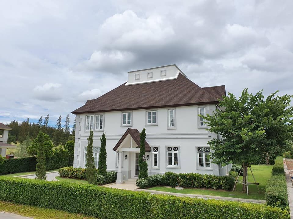 Grand Marnez