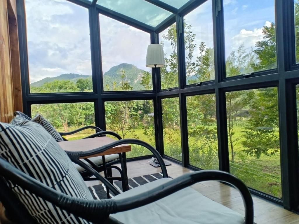 The Birder's Lodge