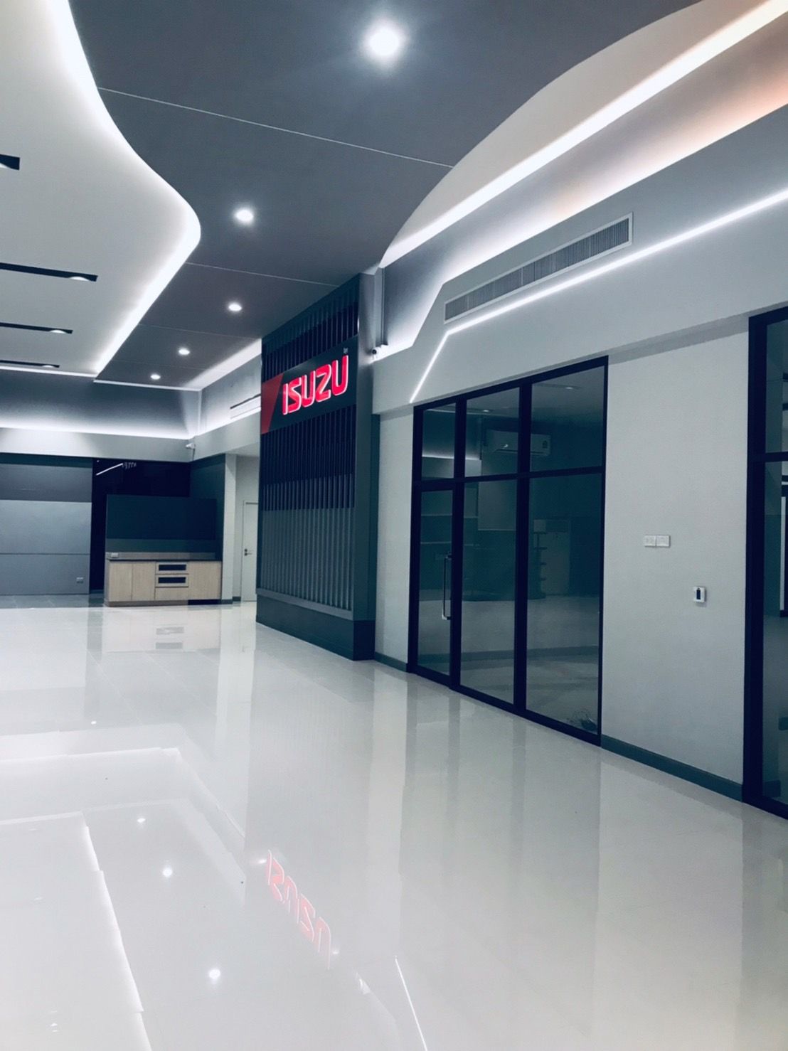 Isuzu Krungthep Sale Srinakarin Branch