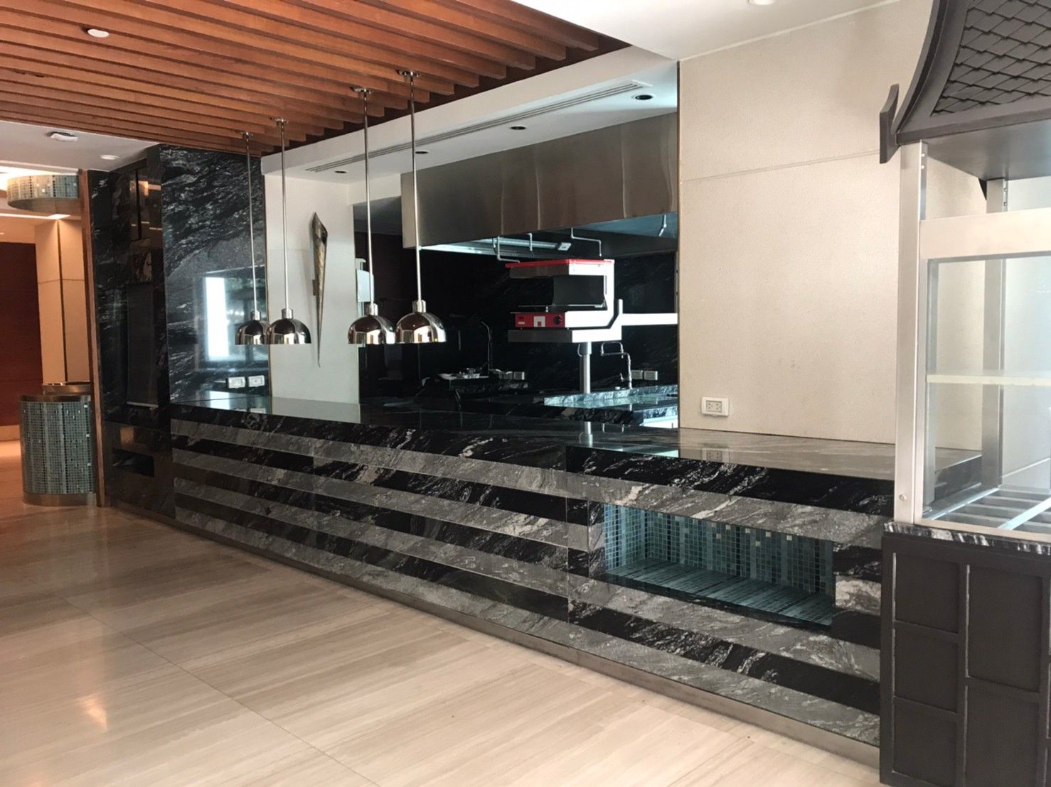 Siam Kempinski Hotel