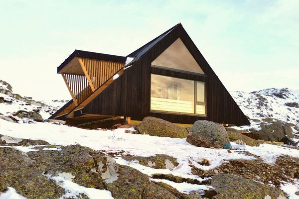 dagsturhytte på fjellet
