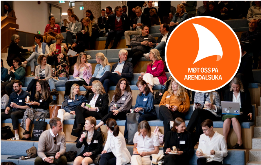 Logo for Arendalsuka på bilde av mennesker i auditorium