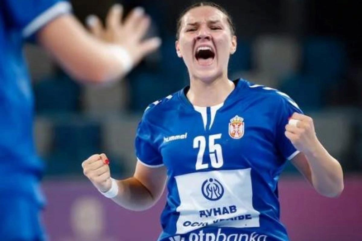 Lara Stanić