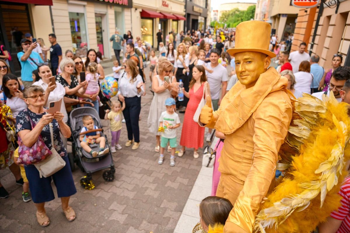 Festival “TrotoArt”