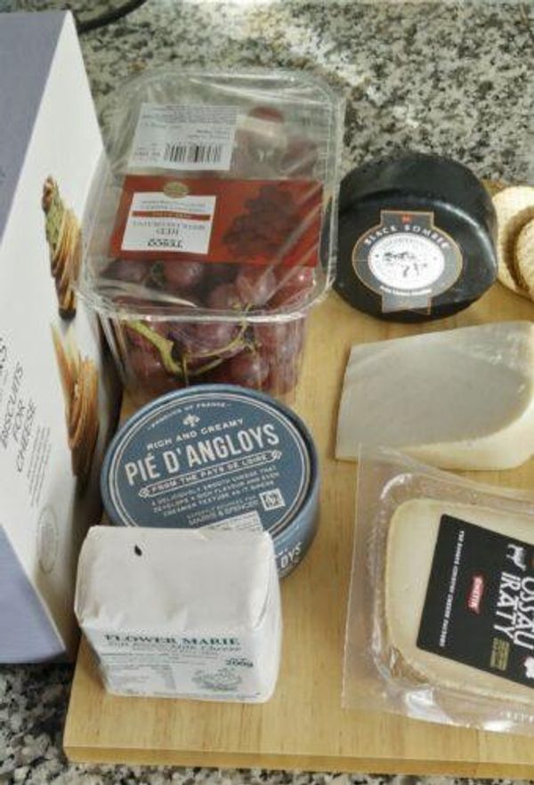 Christmas Cheese Board Review