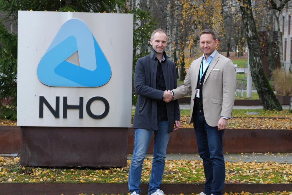 Bilde av Kjetil Ek fra Bård Styreportal, og Vegard Einan fra NHO Service og Handel