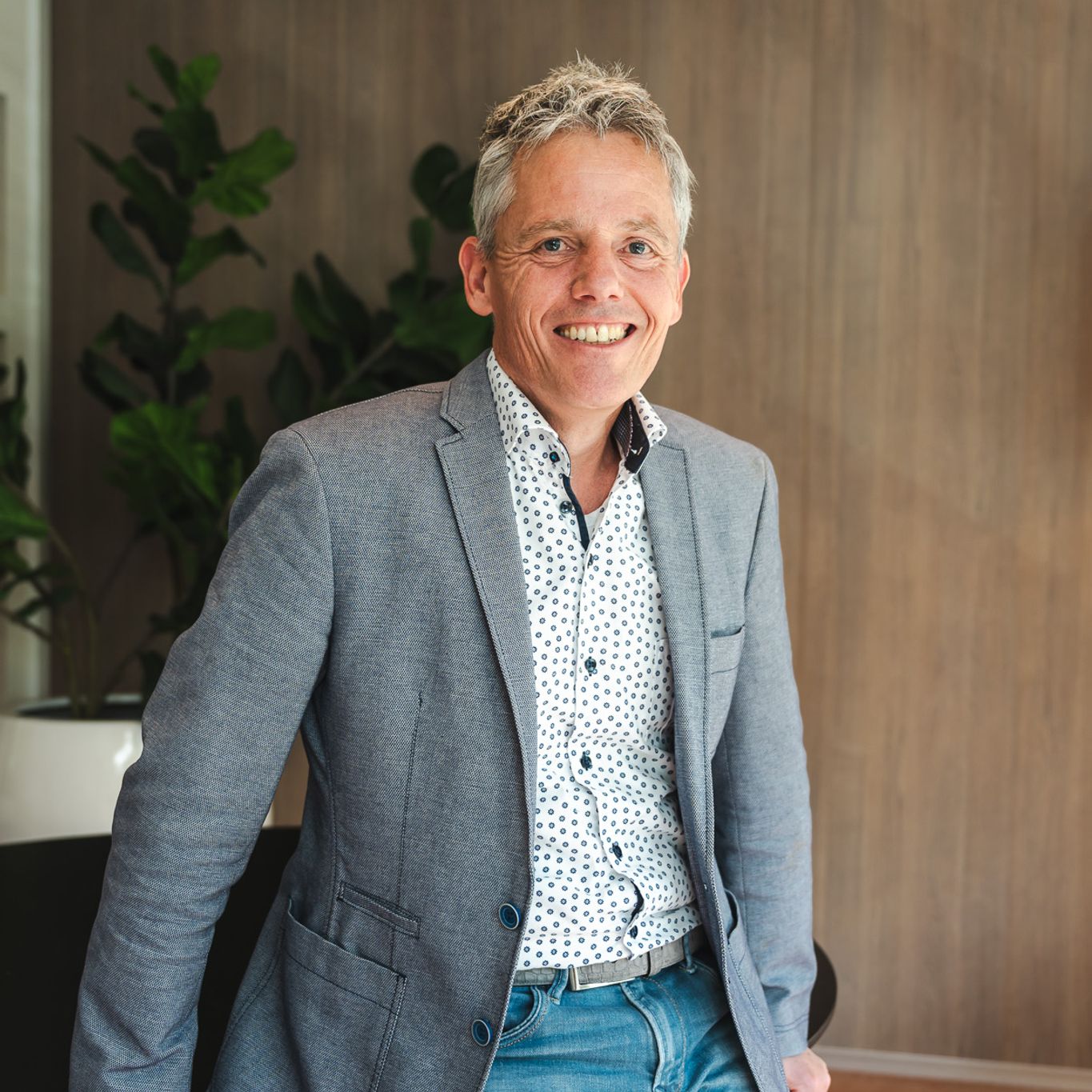 Antoine op den Drink, BUD Finance