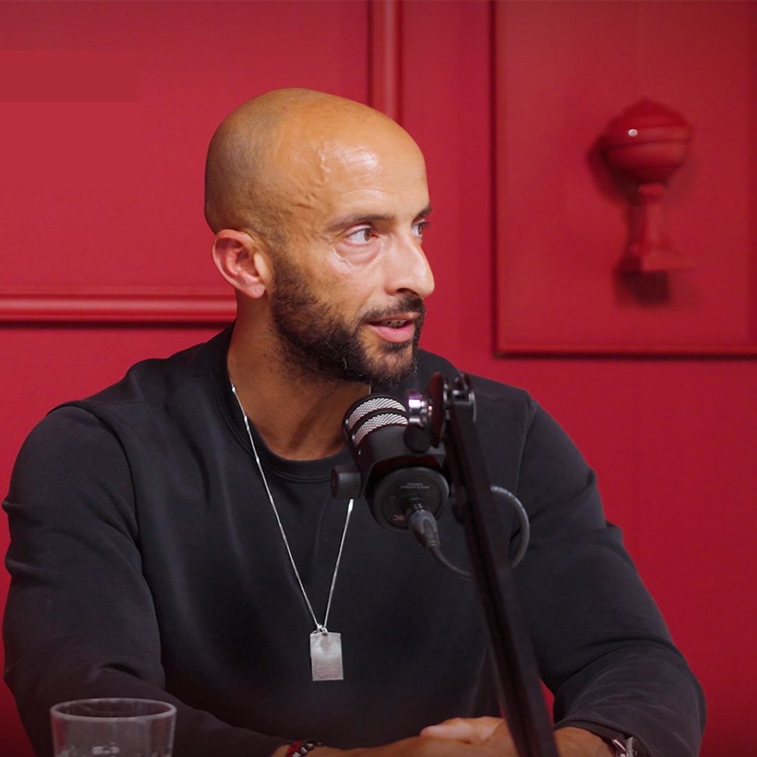 Walid Benmbarek bij Voorblijvers