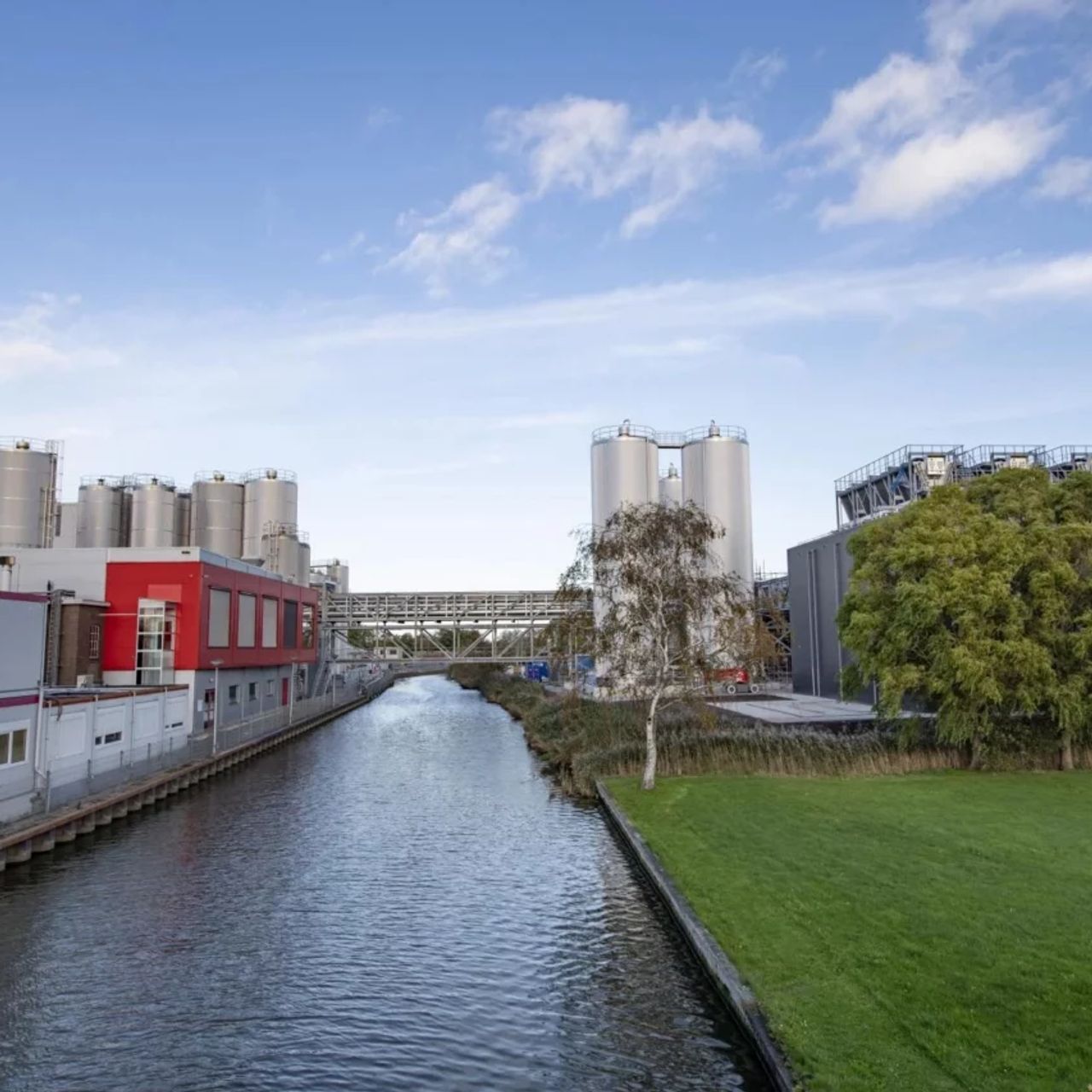 De fabriek
