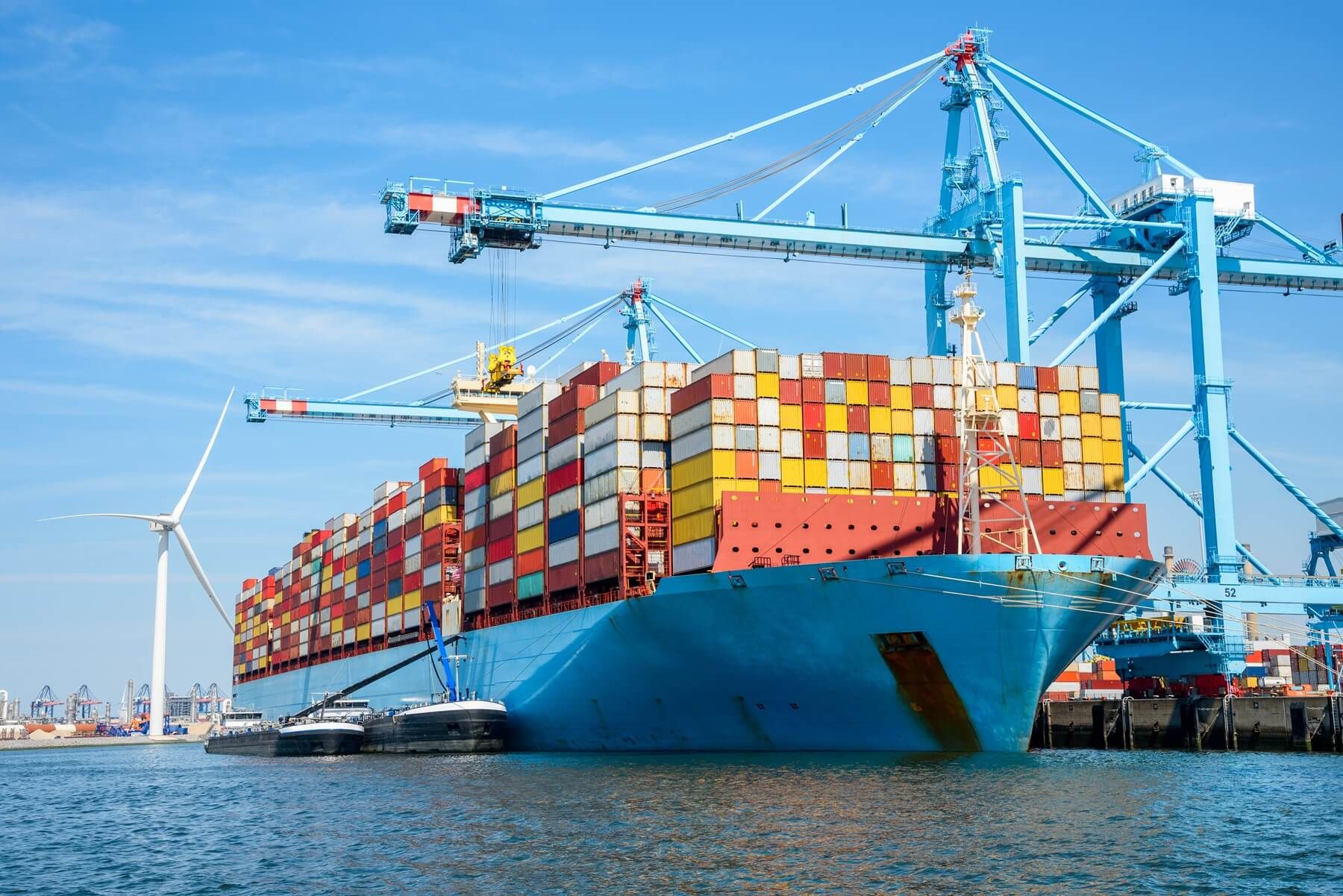 Containerschip in de Maasvlakte