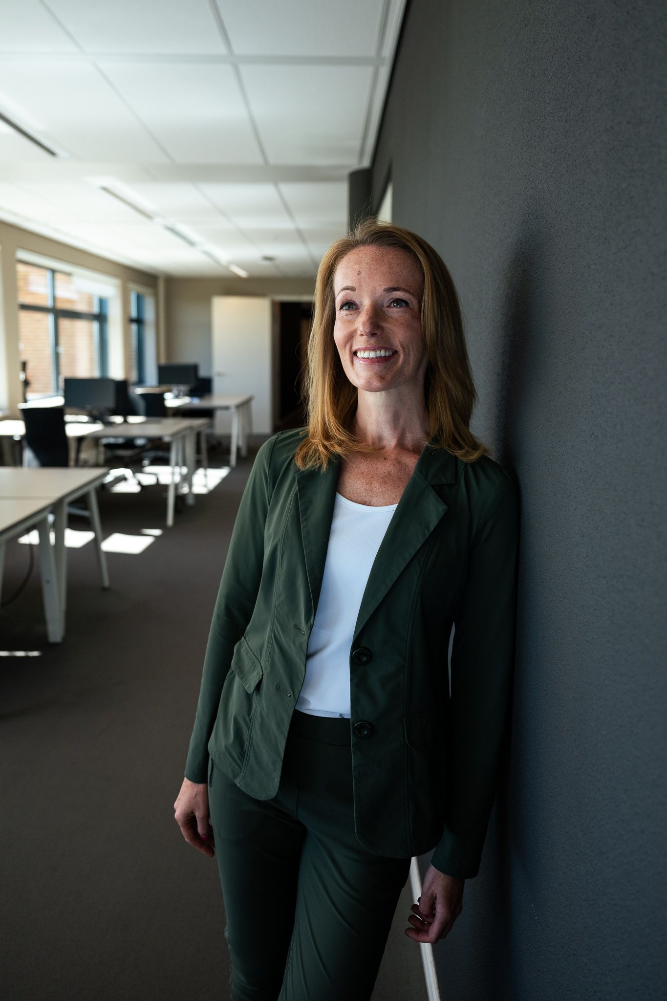 Simone de Roo, Business Manager Legal
