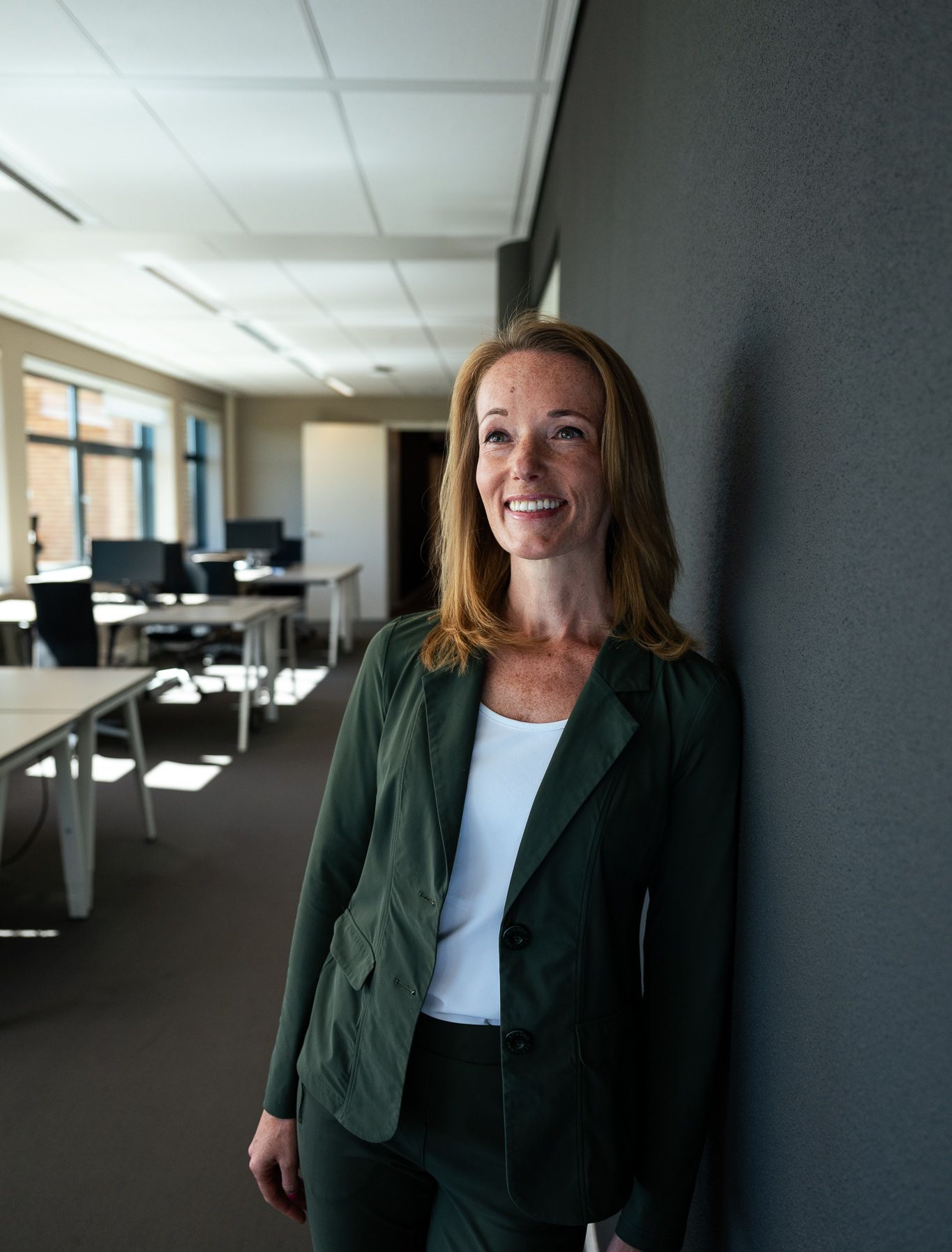 Simone de Roo, Business Manager Legal