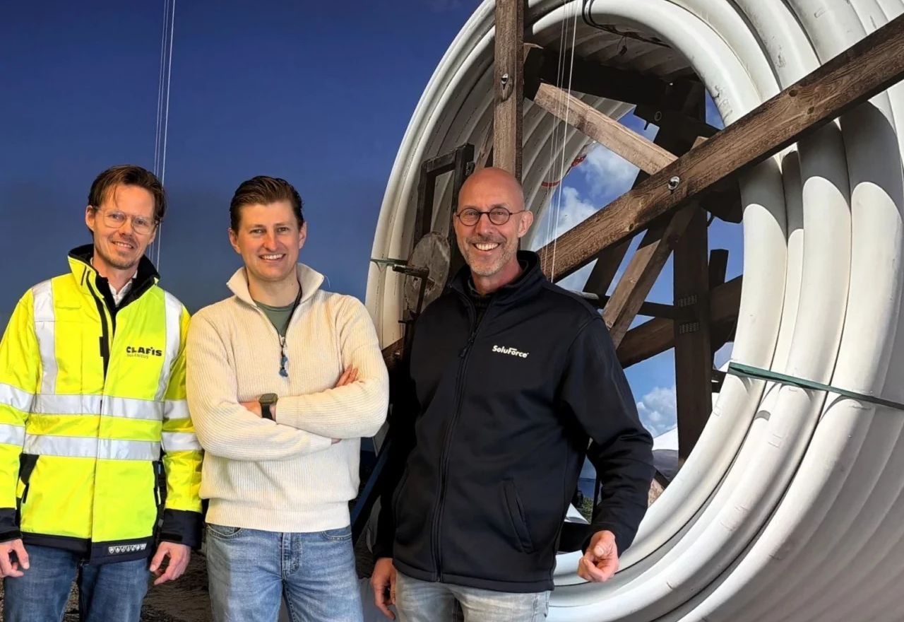 Drie mannen bij SoluForce