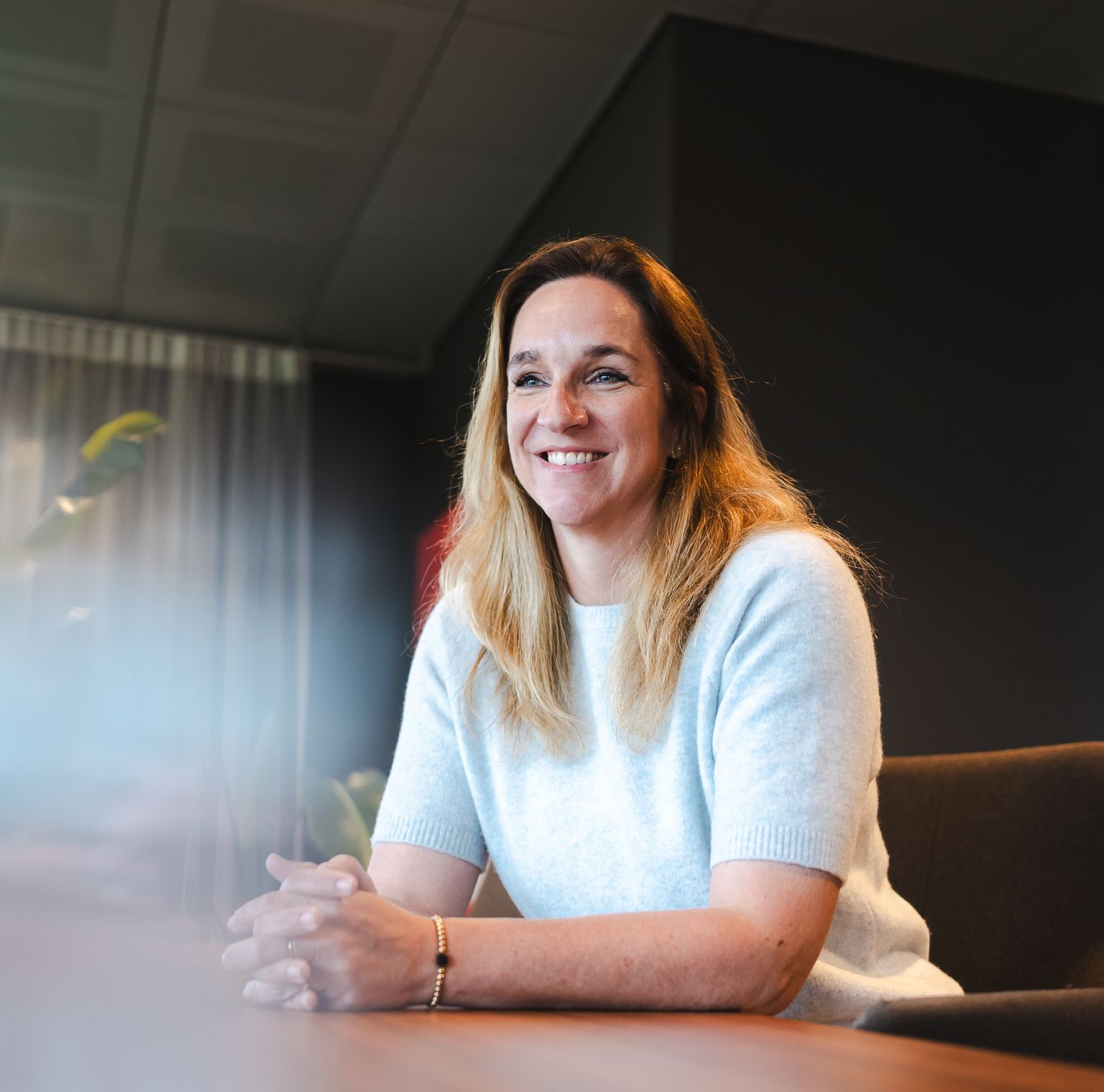 Els Blaauw aan tafel