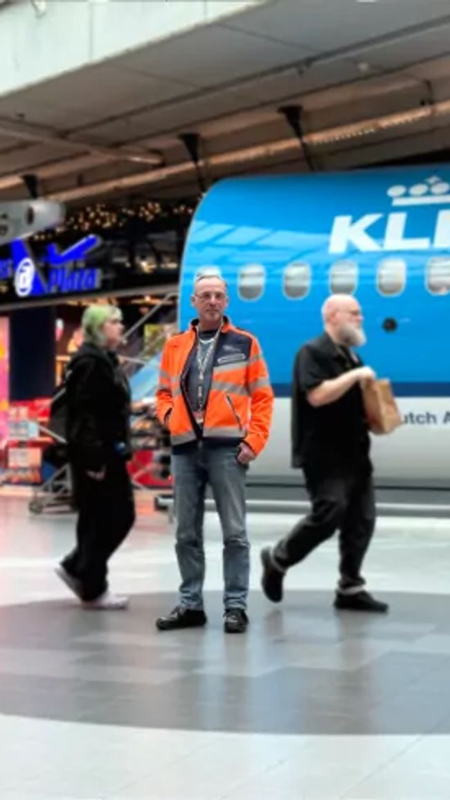Henk op Schiphol