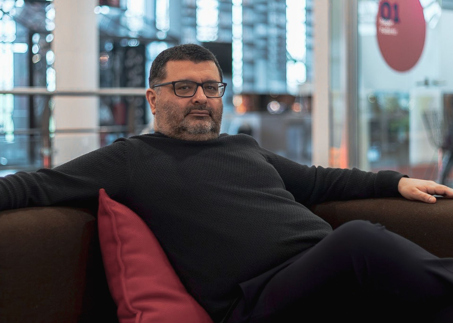 Sociaal Domein jurist Hamit in het EIFFEL Clubhuis