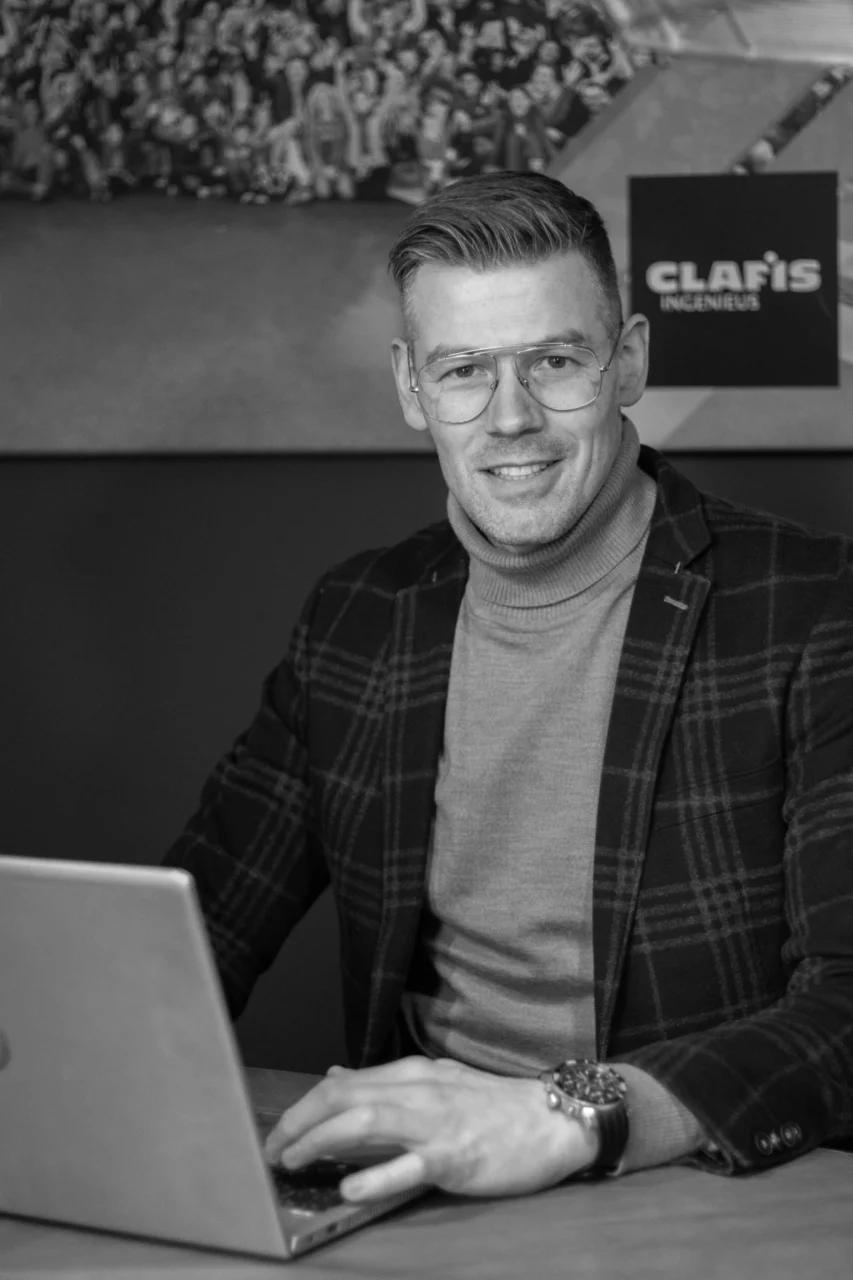 Gijs Rikhof, CLAFIS