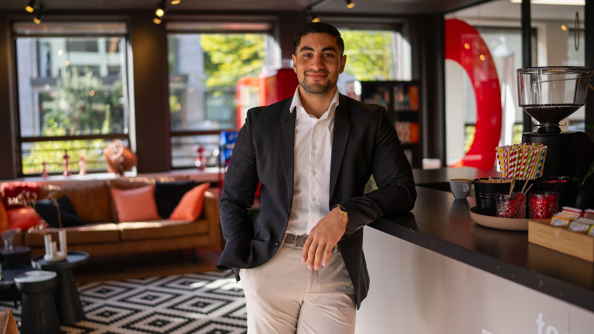 Recruiter Sjaqiel Amier
