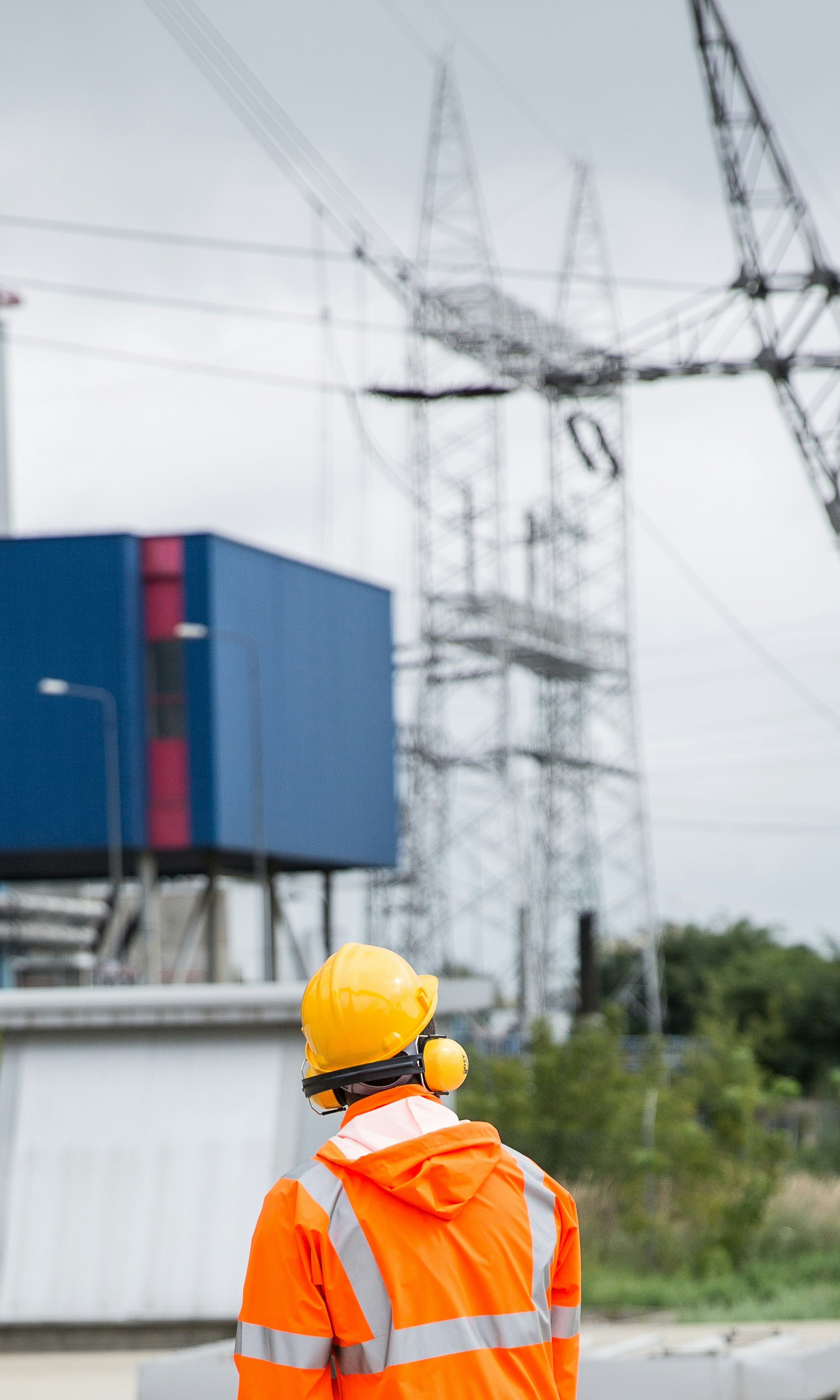 Technician electricity
