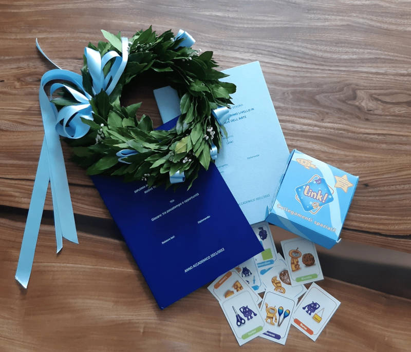 Tesi blu: per giurisprudenza e altre facoltà