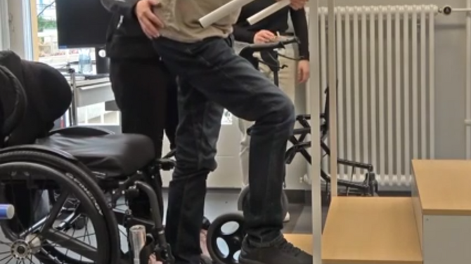 Bluetooth Made It Possible For This Paralyzed Man To Walk Again