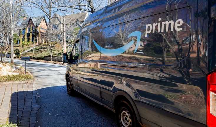 If You Like Amazon’s Blazing-Fast Deliveries, Thank Artificial Intelligence