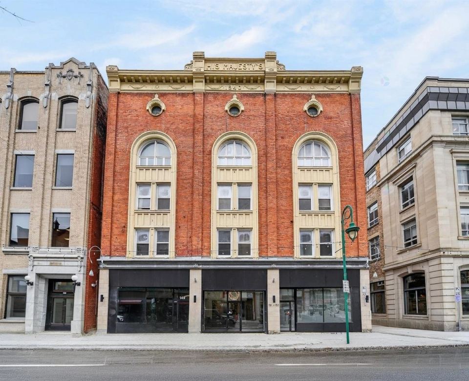 Façade de l'immeuble du 149-151, rue Wellington Nord