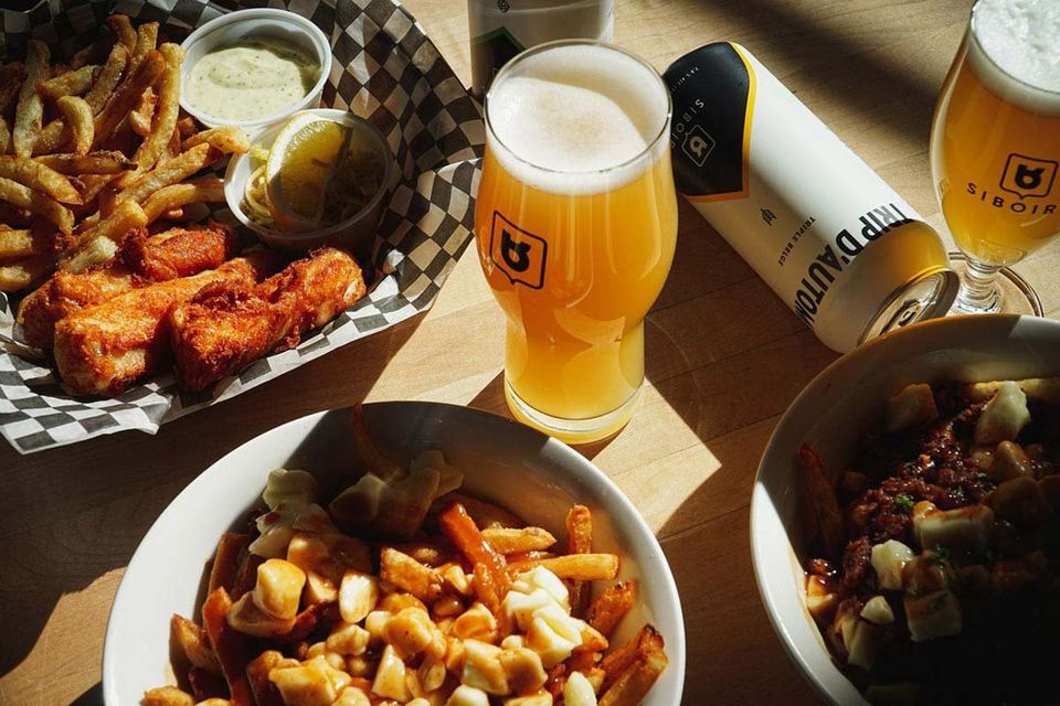 Ailes, poutine et bières