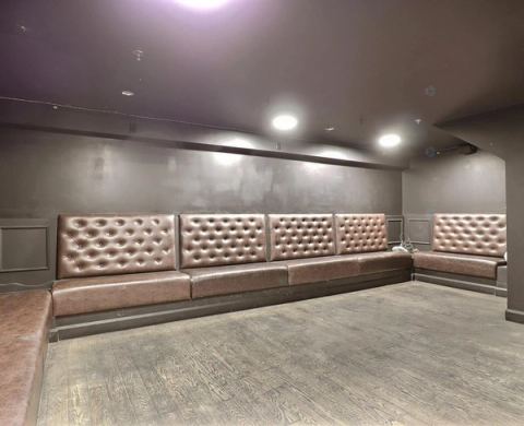 Intérieur du local à louer, 138, rue Wellington Sud