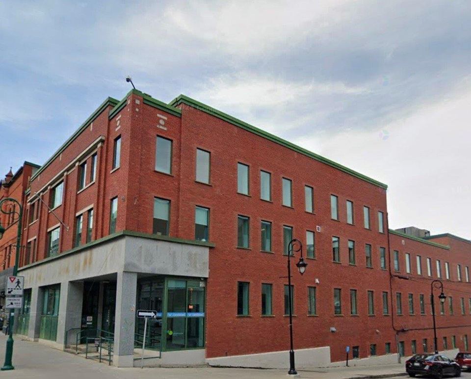 Façade de l'immeuble du 124, rue Wellington Nord