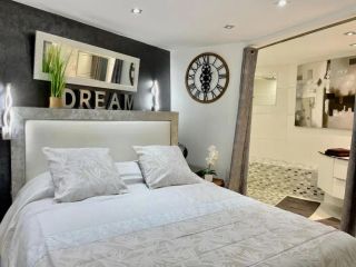 Comfy rooms to relax after long beach days