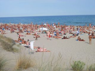 Summer weekends can get very crowded here at Cap d'Agde