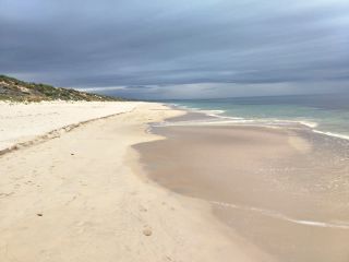 Mindalong Beach - Clothing-optional beach in Australia