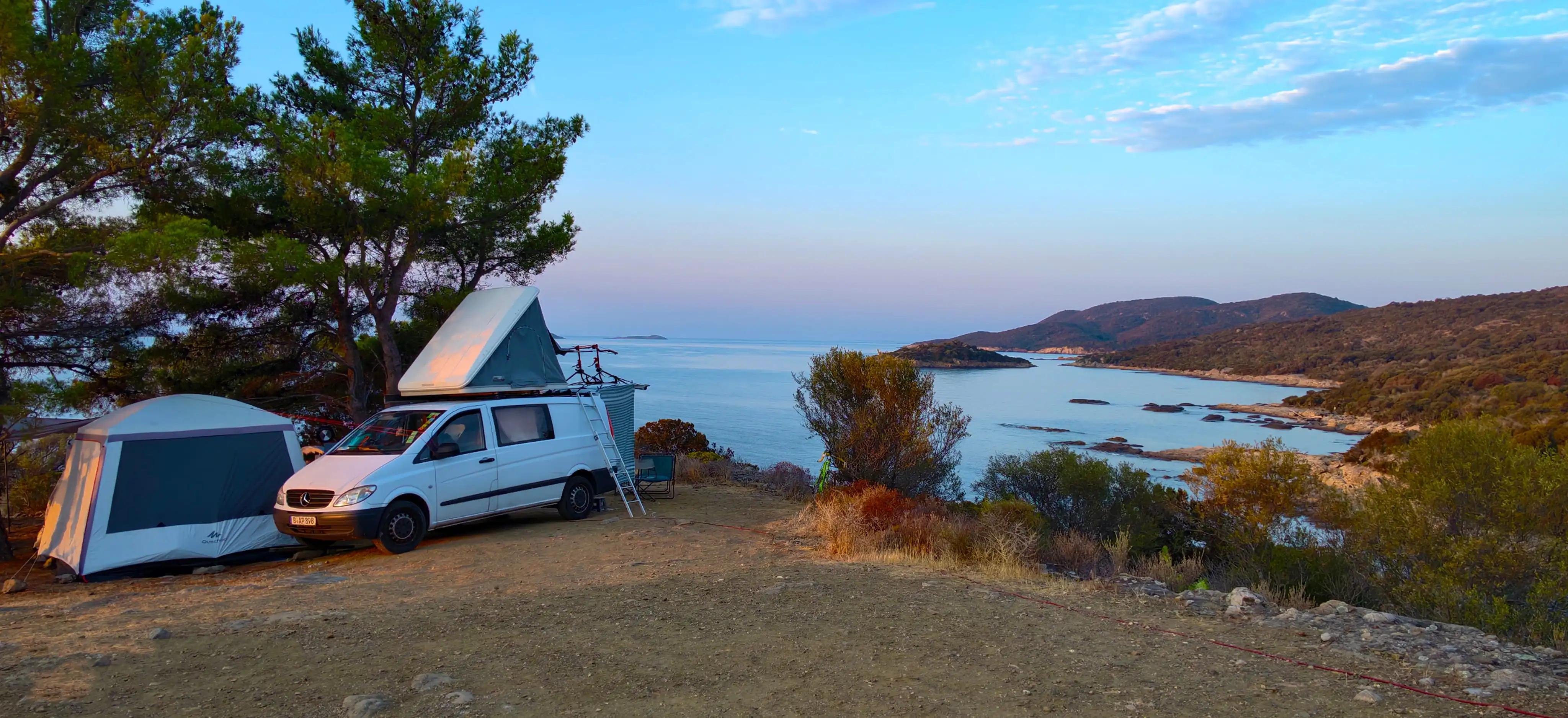 Campspots with epic views at La Chiappa