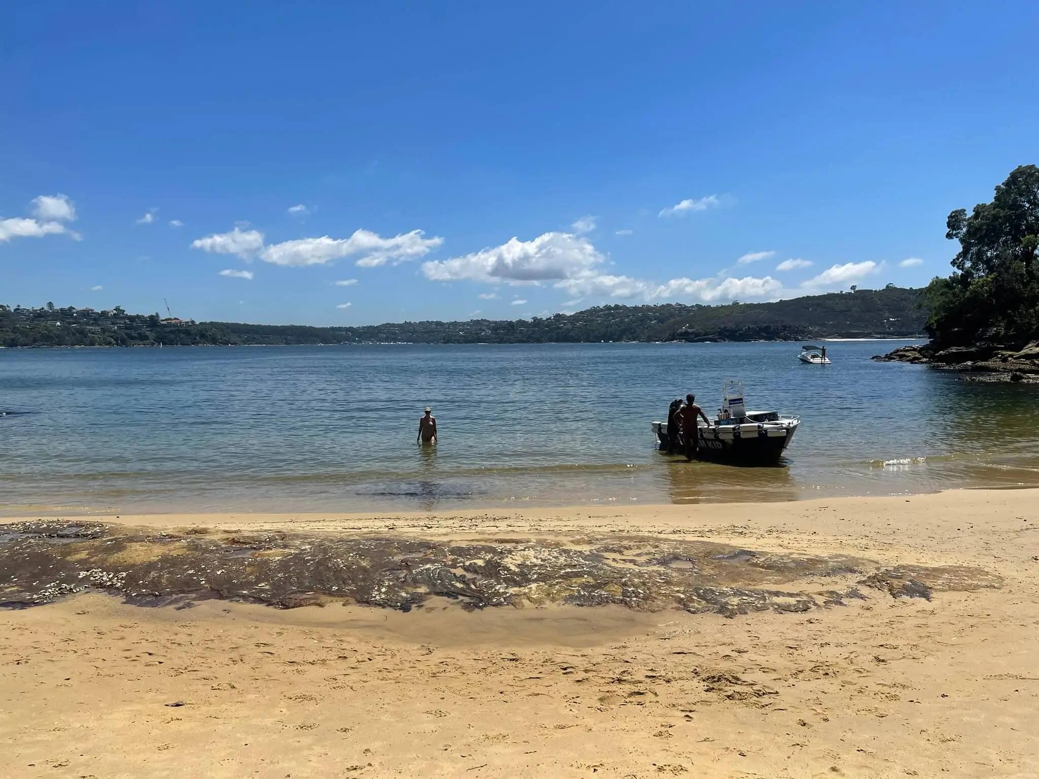 The 'Ice Cream Kid' boat selling treats on Cobblers Beach