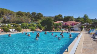 Lots of activities like aqua aerobics