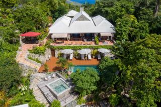 Natural location and relaxing vibes at The Paradise Peak