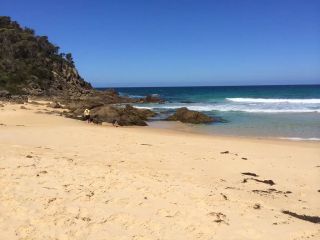 Worth the 10min walk to get here! Armands Beach is perfection