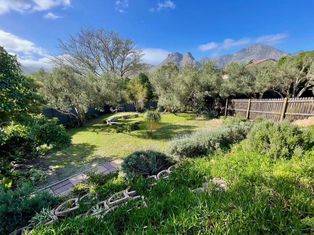 Port Nature Hout Bay Deluxe Apartments