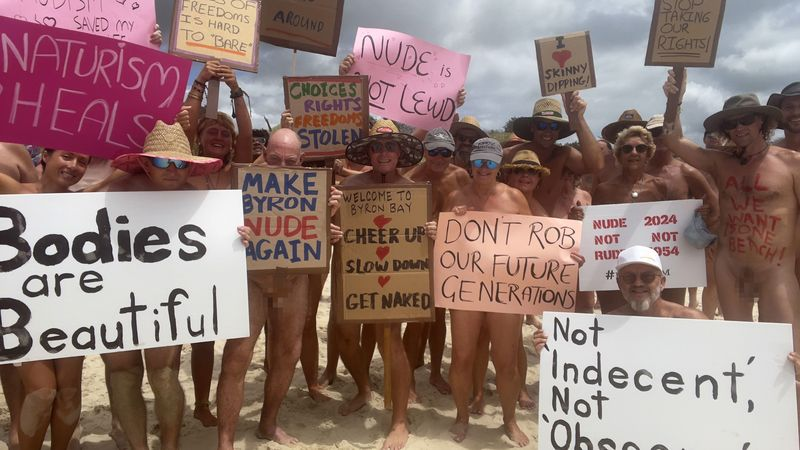 Popular Aussie nude beach set to close (UPDATED: May)