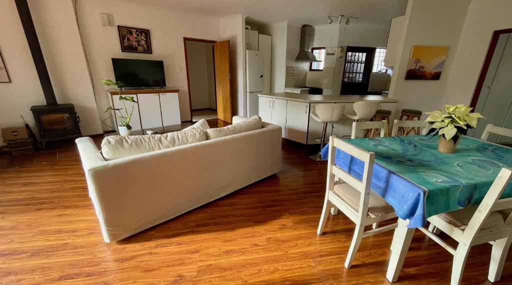 Port Nature Hout Bay Deluxe Apartments