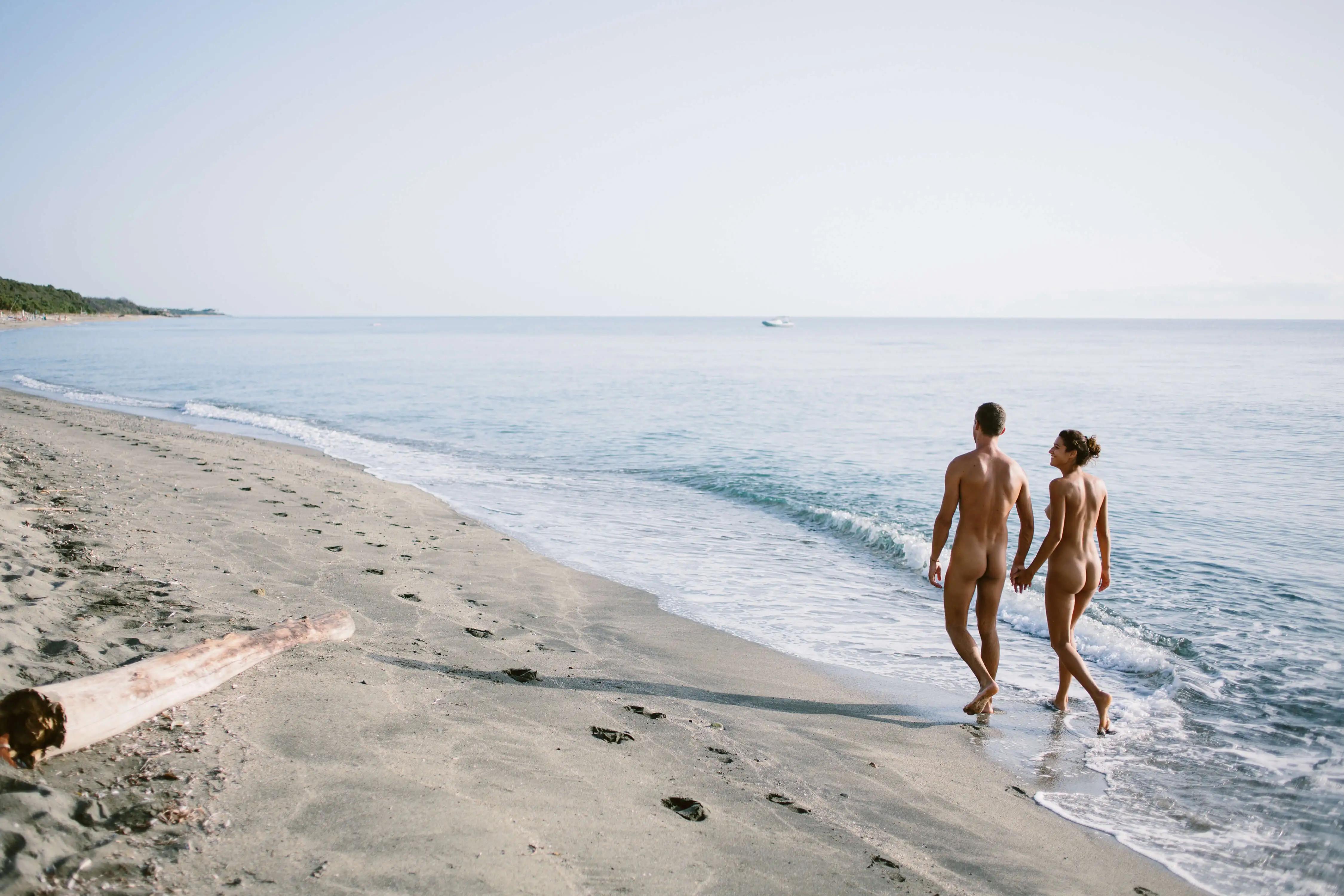 Plenty of beach for naked strolls at Domaine Naturiste de Riva Bella