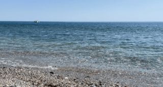 Crystal clear water at Playa la Joya