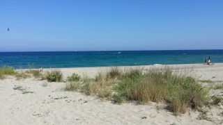 Plage de la Reserve - Clothing-optional beach in France