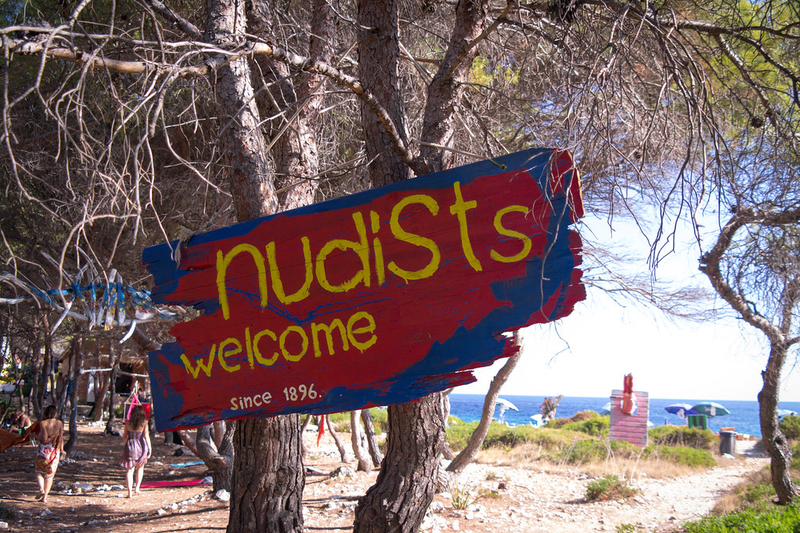 Top 5 Tips for Choosing Your First Nude Beach