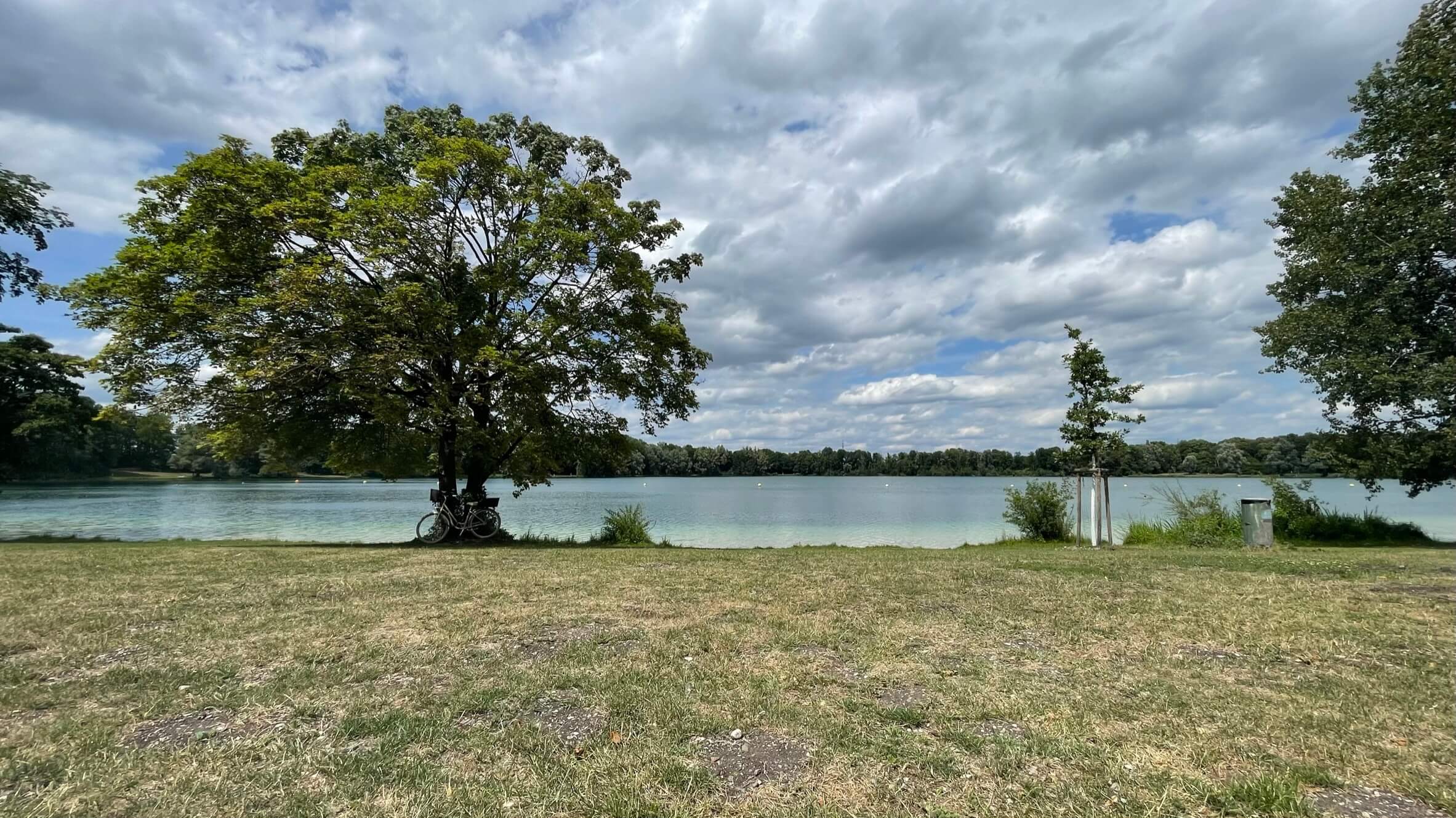 Lots of tress and plenty of space at Feringasee