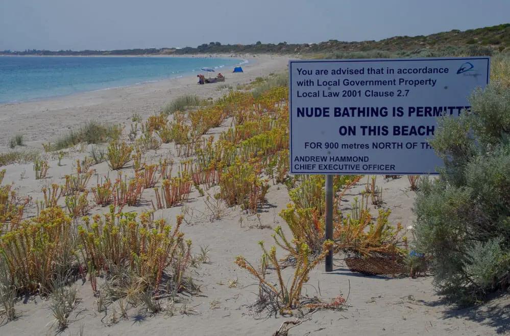 Officially a nude beach! Port Kennedy Nude Beach (Warnbro Beach)