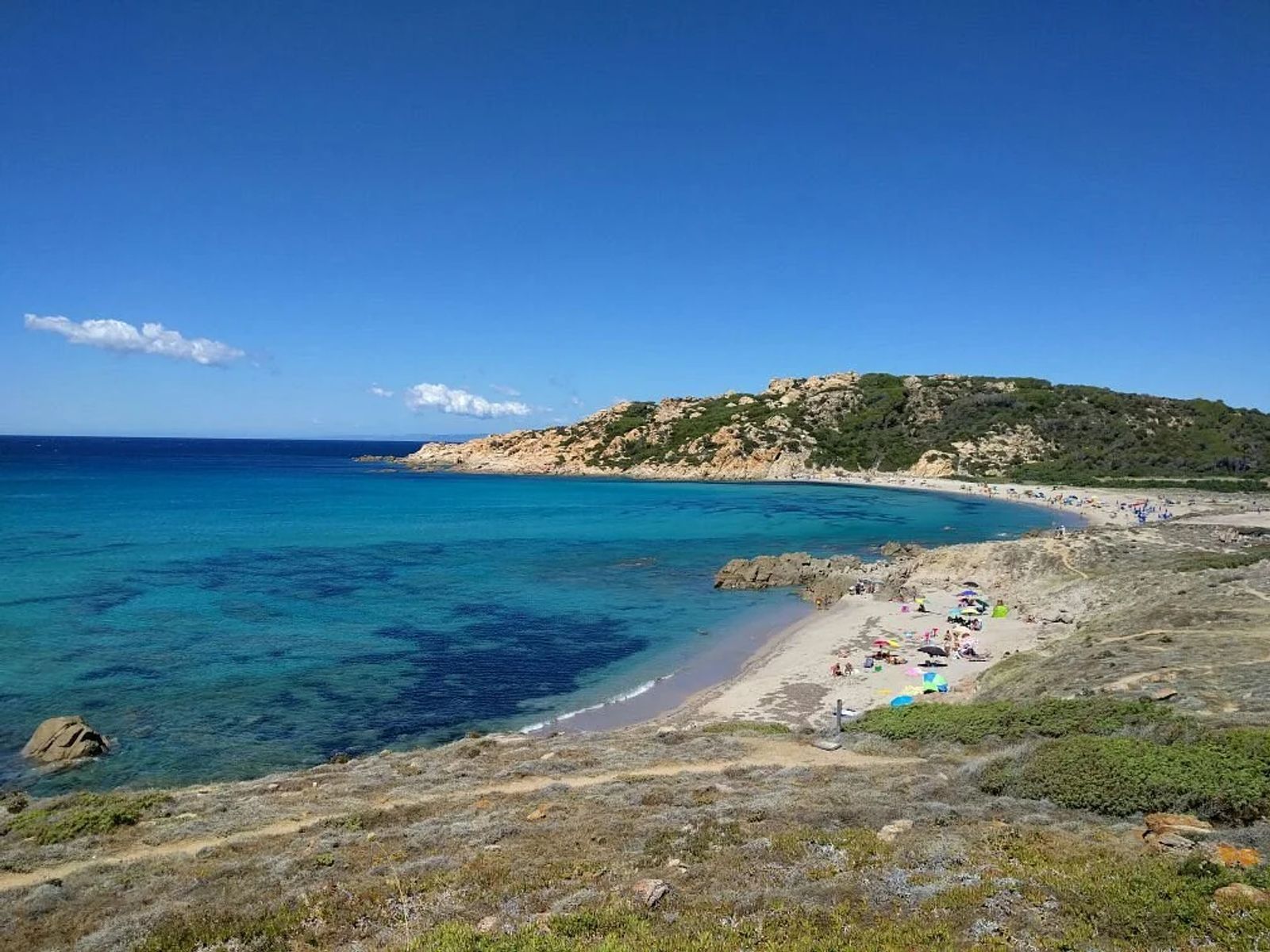 Spiaggia Naturista di Monti Russu