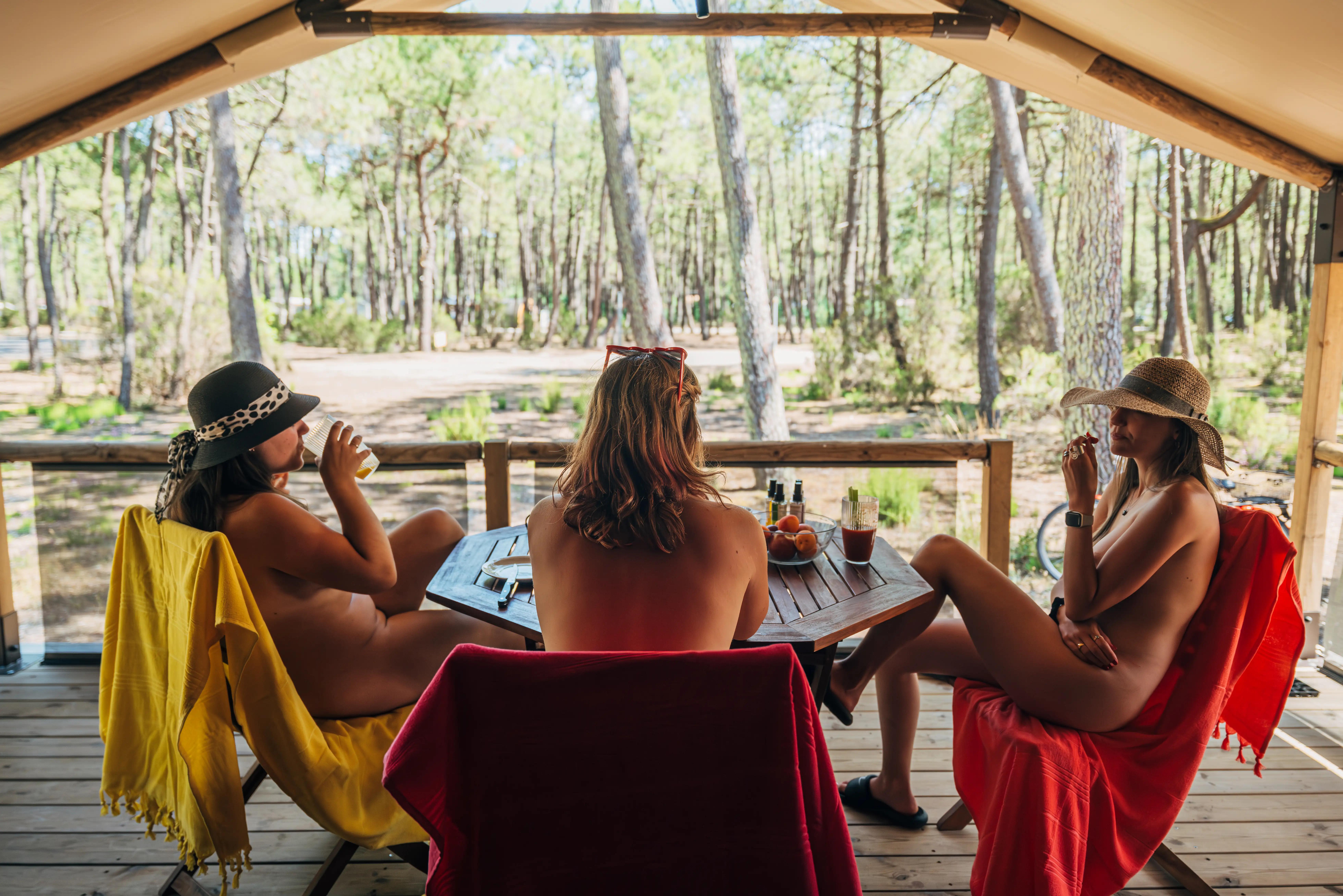 Relaxing at Euronat’s naturist campground
